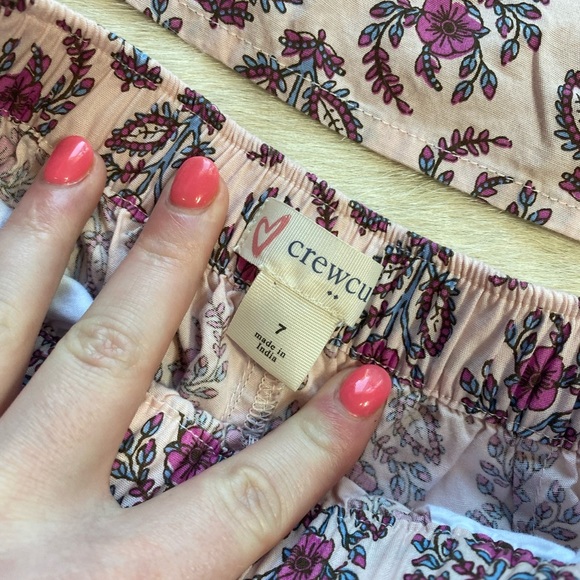 Crewcuts matching set printed puff-sleeve blouse and ruffle pull-on shorts - Picture 5 of 11